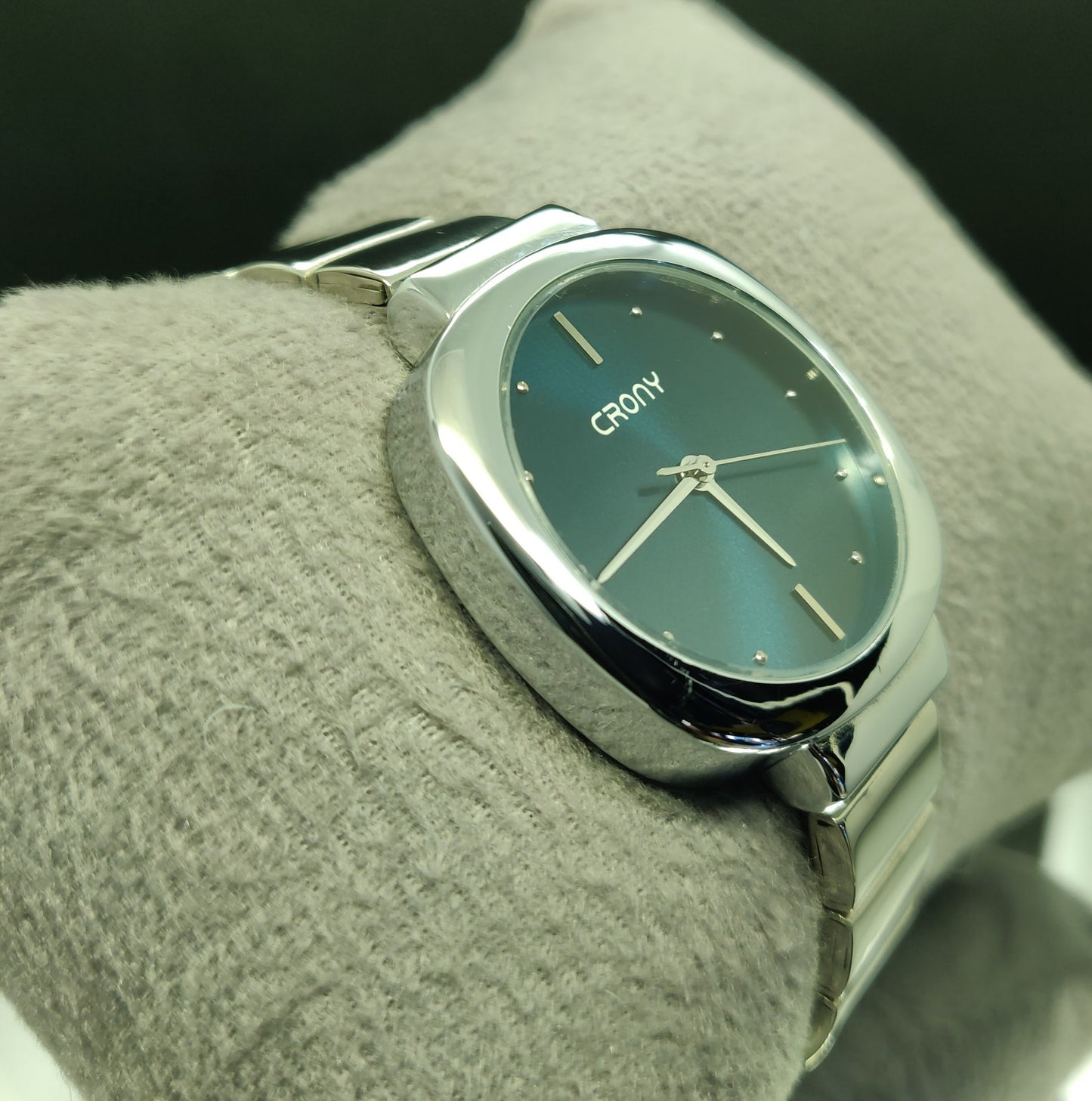 Crony Stainless Steel Quartz Watch for Ladies