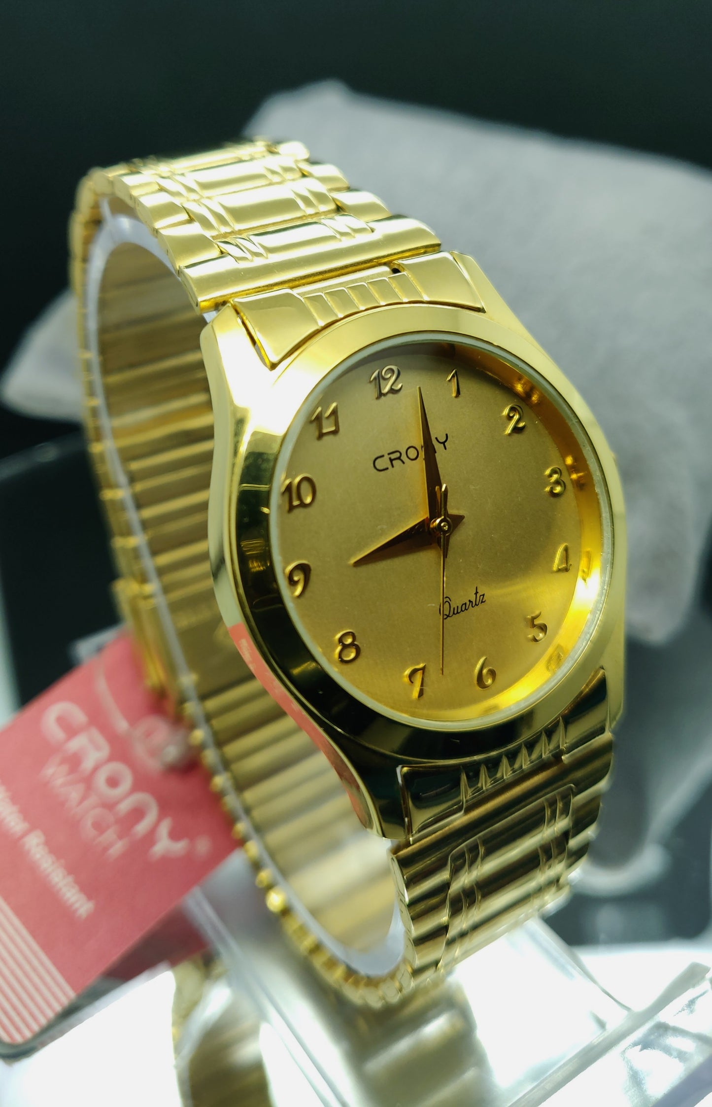 Crony Premium Golden Metal Chain Analog Wrist Watch for Men