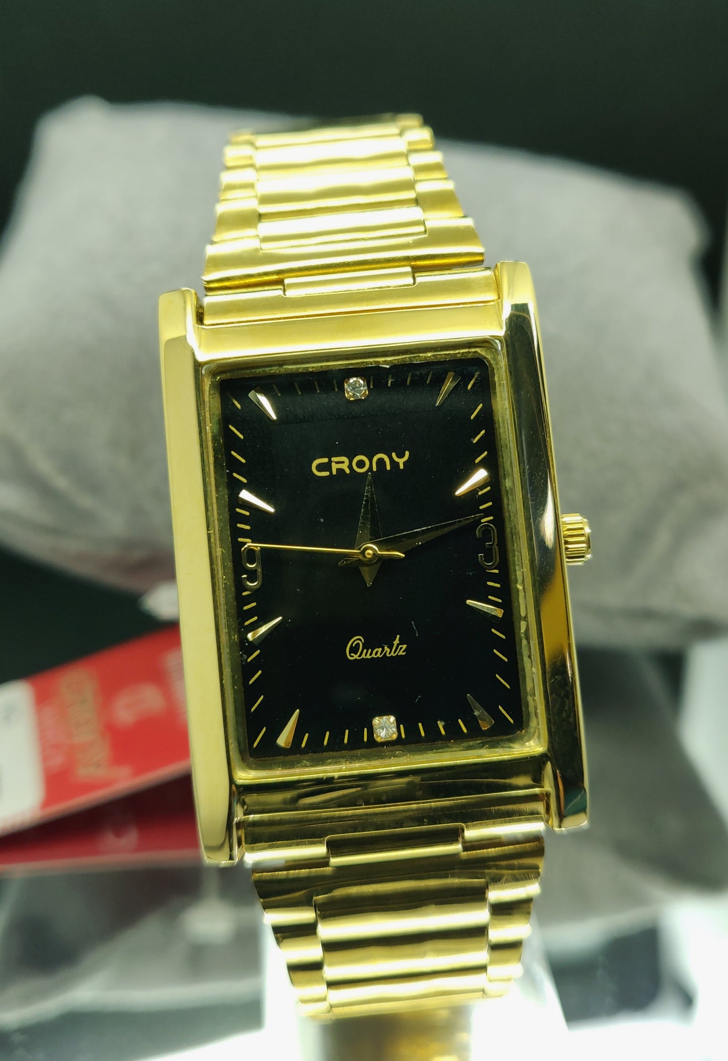 Crony Premium Golden Metal Chain Analog Quartz Watch for Men