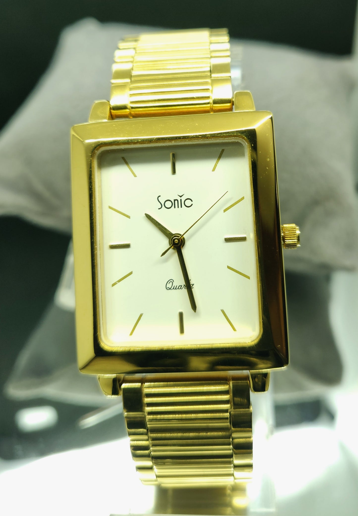 Sonic Premium Golden Metal Chain Analog Wrist Watch for Men
