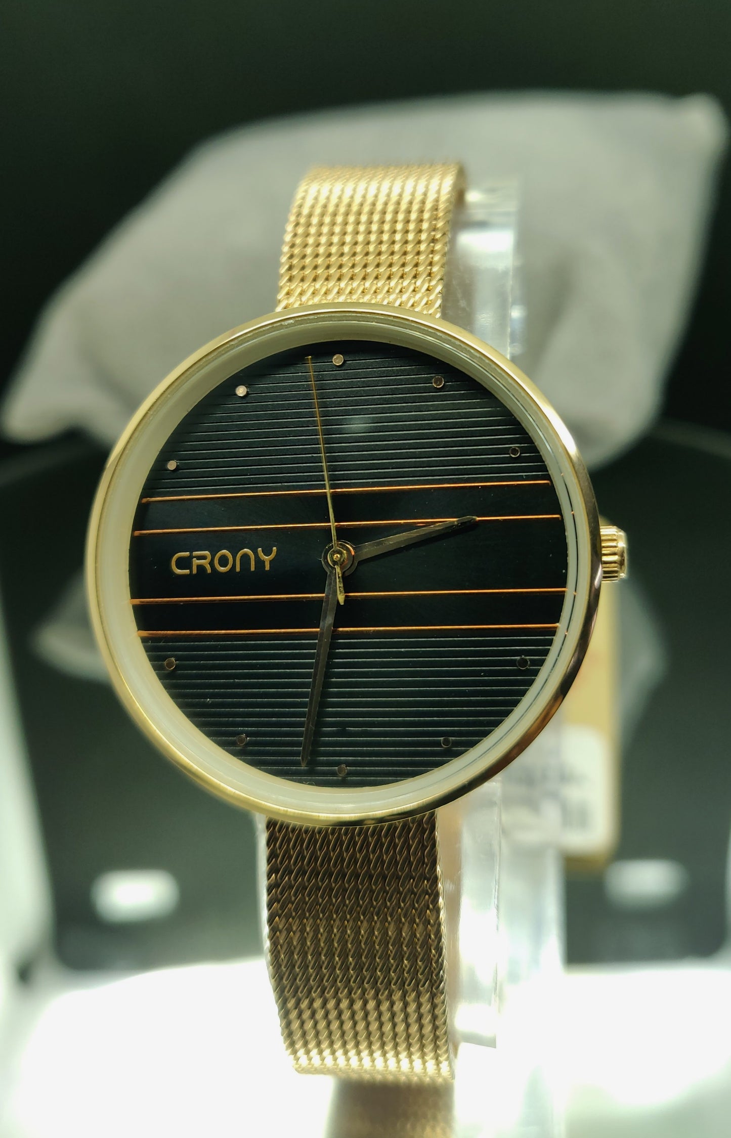 Crony Premium Golden Metal Chain Analog Wrist Watch for Women