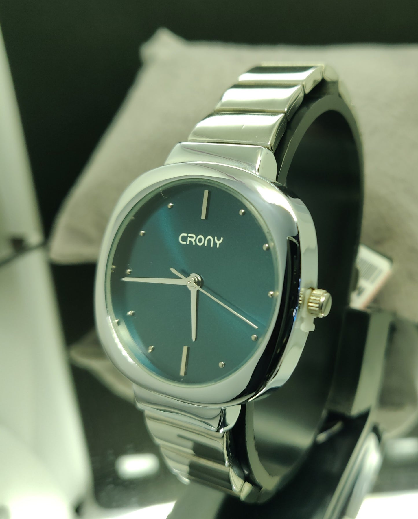 Crony Stainless Steel Quartz Watch for Ladies